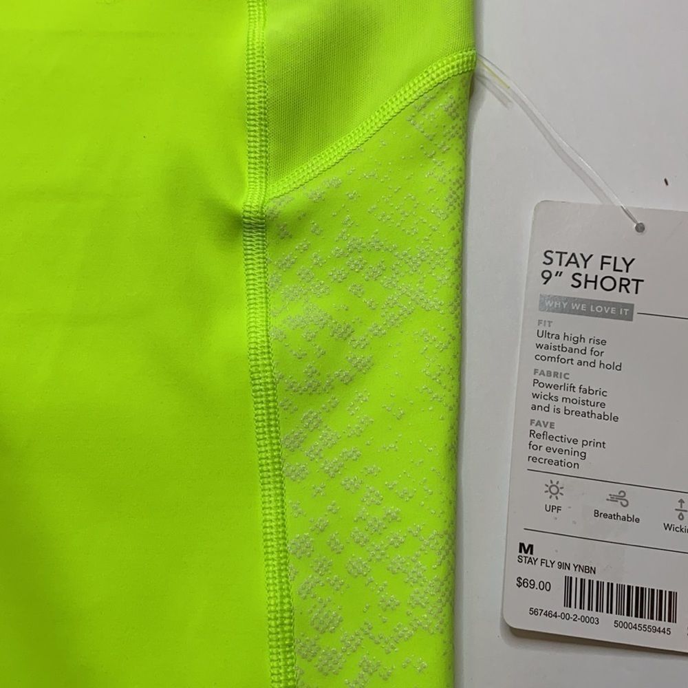 ‎Athleta Stay Fly Reflective Compression 9" Shorts - Picture 7 of 13